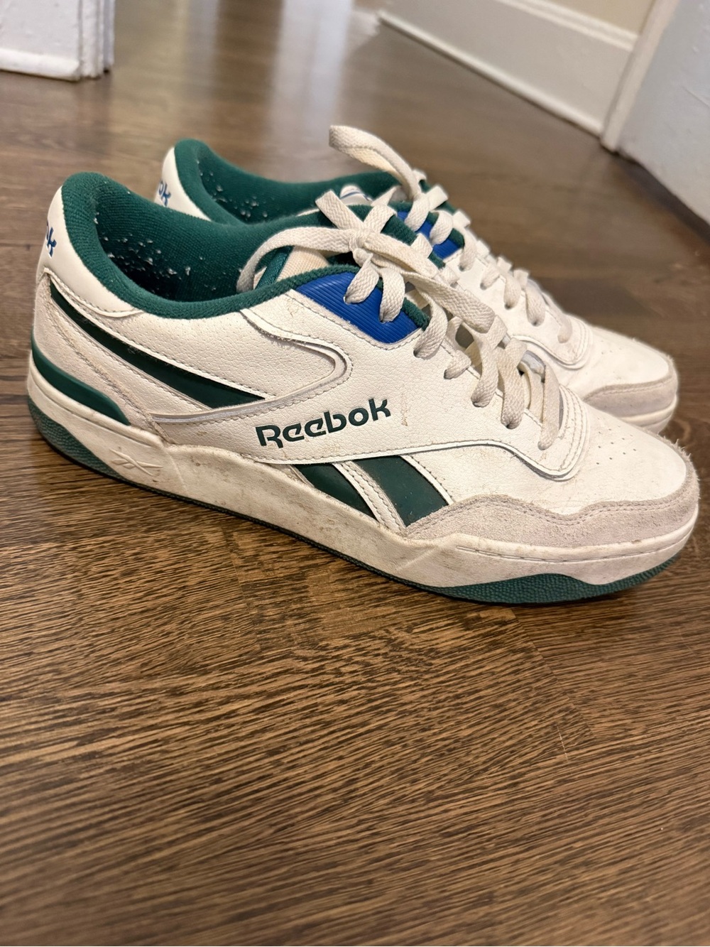 Reebok White Sneakers with Green and Blue Accents - Picture 3 of 7